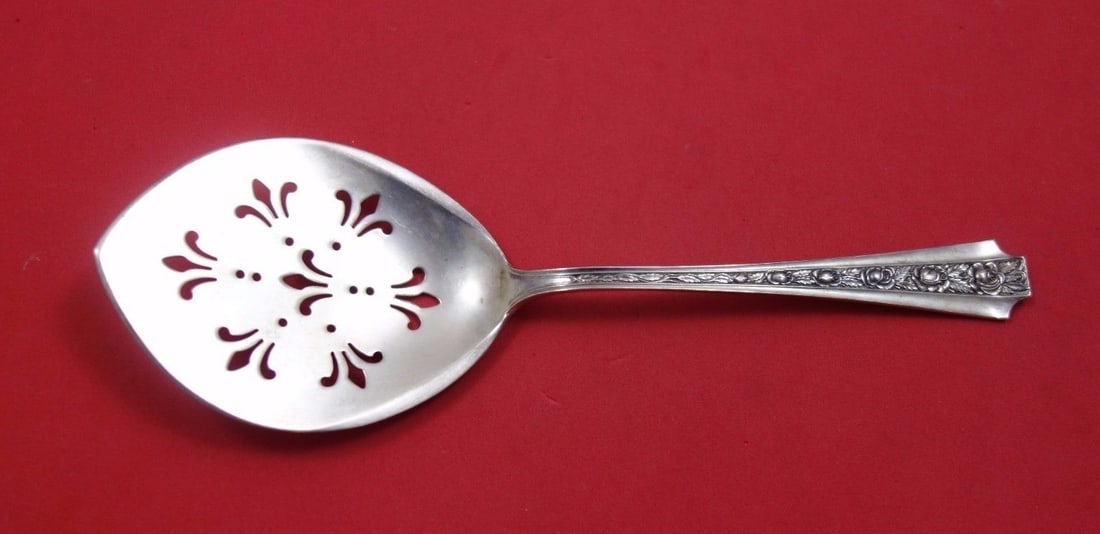 Frank Whiting Talisman Rose Sterling Silver Pierced Tomato Server 8 1/4": Frank Whiting Talisman Rose Sterling Silver Pierced Tomato Server 8 1/4" Sterling silver tomato server from the Talisman Rose pattern by Frank Whiting. This pierced serving piece dates to the post-194