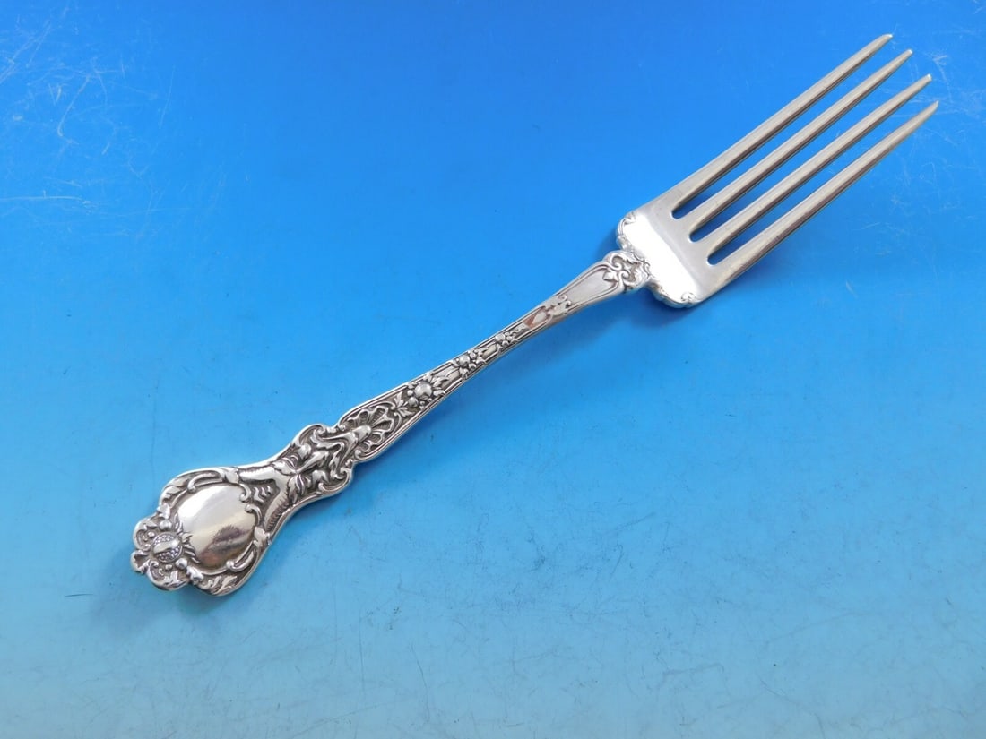 Alvin Nuremburg Sterling Silver Dinner Fork 7.5 Inch Heirloom: Alvin Nuremburg Sterling Silver Dinner Fork 7.5 Inch Heirloom Discover the elegance of the Nuremburg pattern by Alvin with this exquisite sterling silver dinner fork. Measuring 7 1/2 inches, this heir