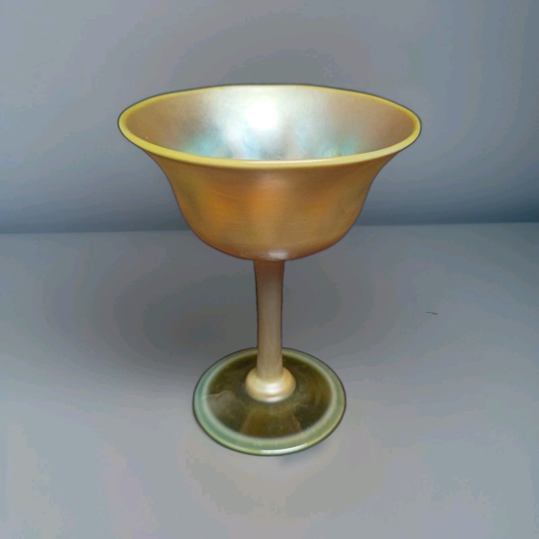 Signed Tiffany Favrile Art Glass Goblet Model 1806 (1 of 11)