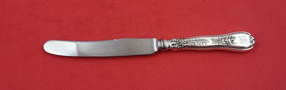 Tiffany & Co Olympian Sterling Silver Tea Knife 7 3/8 inches: Tiffany & Co Olympian Sterling Silver Tea Knife 7 3/8 inches This exquisite tea knife from Tiffany & Co. showcases the renowned Olympian pattern, crafted from sterling silver with a hollow handle and 