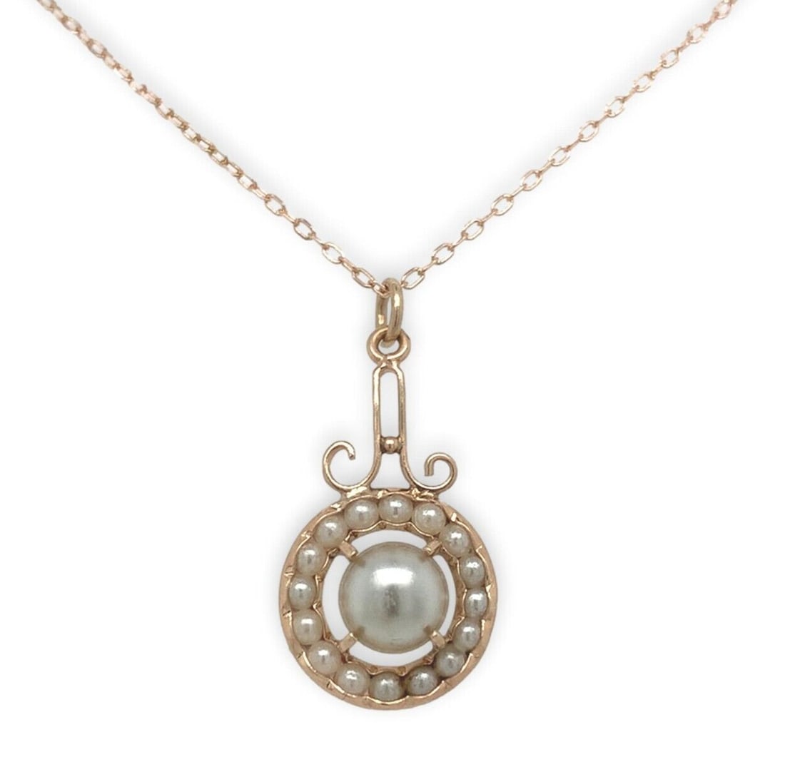9k Rose Gold Victorian Lavaliere Pendant with Faux Pearl and 14k Chain: 9k Rose Gold Victorian Lavaliere Pendant with Faux Pearl and 14k Chain This exquisite Victorian lavaliere pendant is crafted from 9k rose gold, showcasing a stunning faux pearl at its center, surround