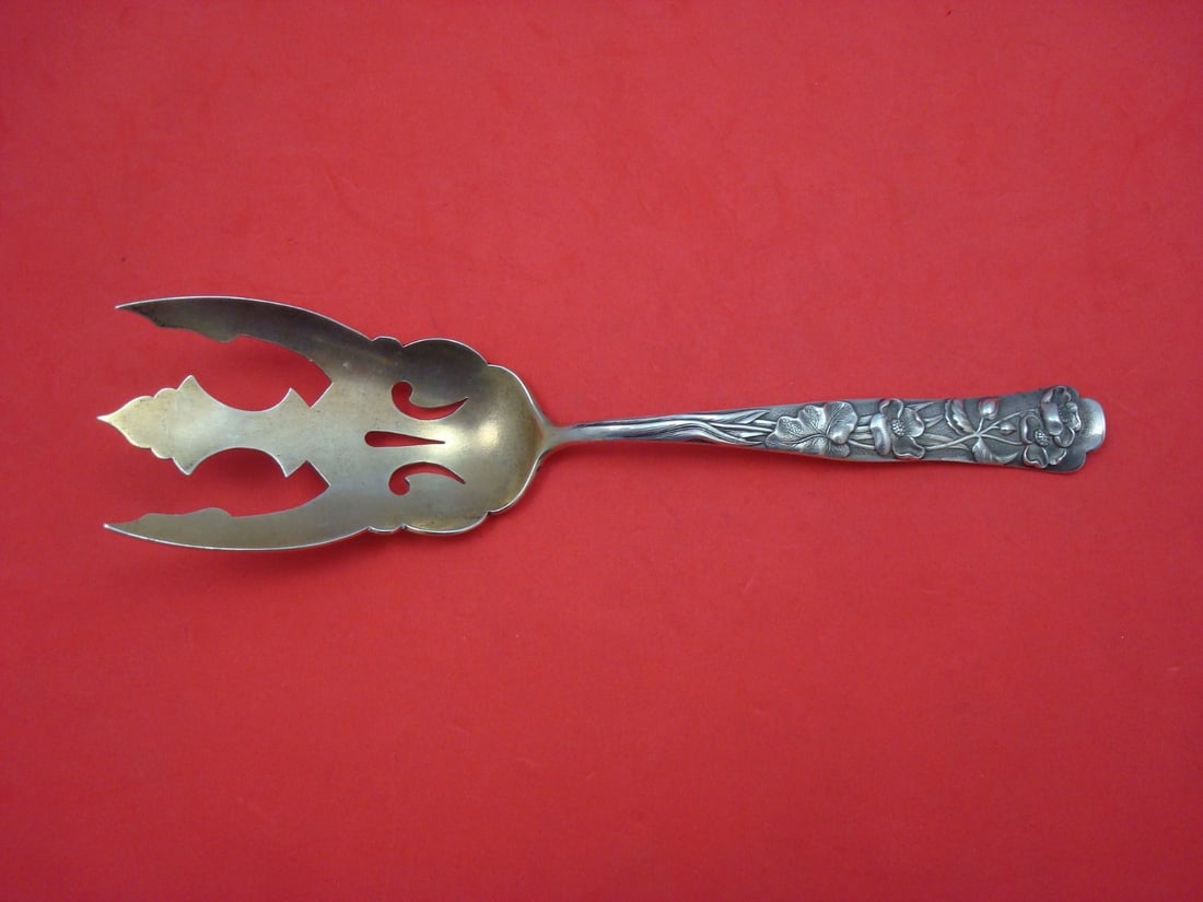 Shiebler Flora Sterling Silver Large Salad Serving Fork 9.5" Pierced: Shiebler Flora Sterling Silver Large Salad Serving Fork 9.5" Pierced This exquisite salad serving fork features the elegant Flora pattern by Shiebler, crafted from high-quality sterling silver. Measur