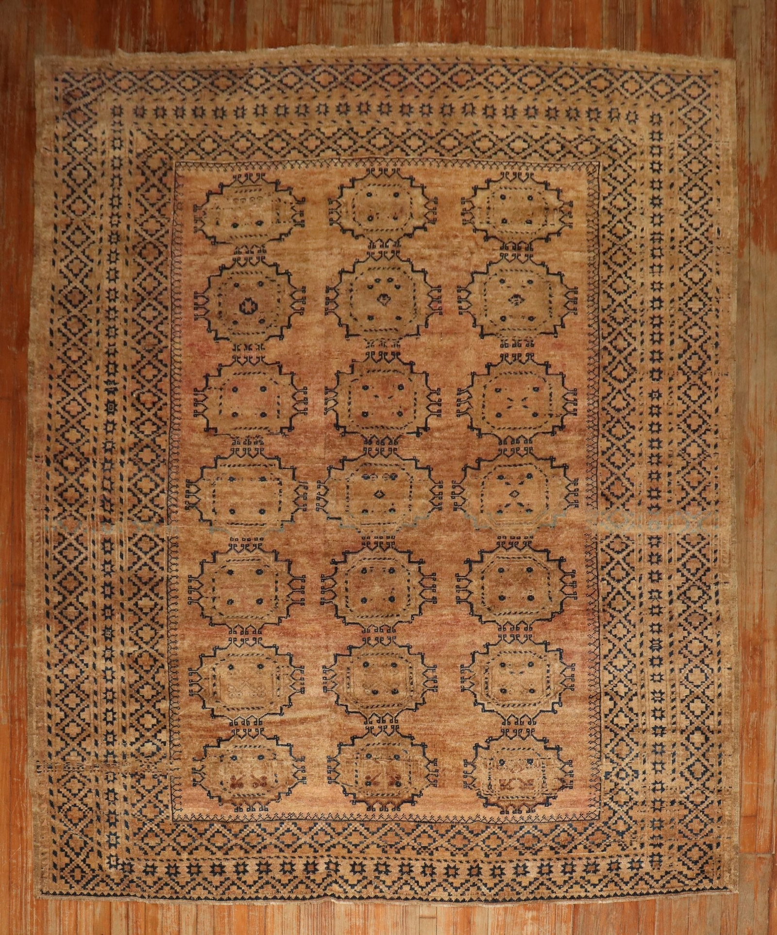 7' 10" x 9' 9" Early 20th Century Ersari Room Rug: 7' 10" x 9' 9" Early 20th Century Ersari Room Rug Early 20th century Ersari room rug with a rustic tribal design. This pre-owned piece is identified as an Ersari rug and offers a traditional look suit