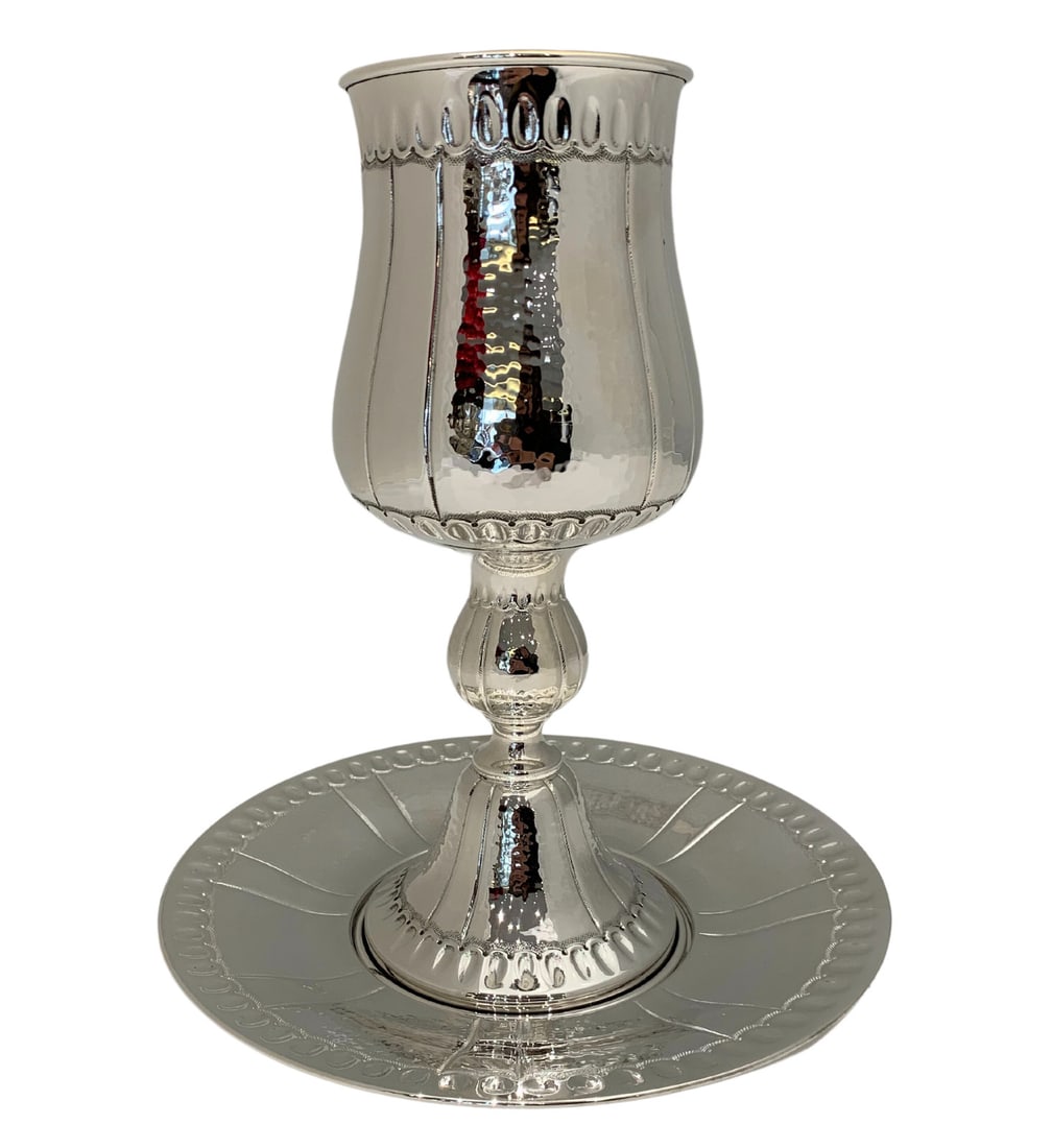 Handmade Italian 925 Sterling Silver Eliyahu Cup and Tray Set: Handmade Italian 925 Sterling Silver Eliyahu Cup and Tray Set Presenting a stunning Italian 925 sterling silver Eliyahu cup and tray set, expertly handcrafted with a unique hammered and shiny finish. 