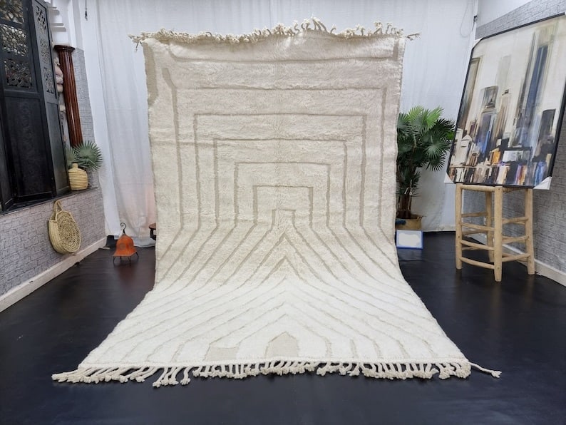 Authentic Handmade White Rug Moroccan Geometric Design 10 x 5 Feet: Authentic Handmade White Rug Moroccan Geometric Design 10 x 5 Feet Experience the beauty of craftsmanship with this authentic white soft handmade rug. Featuring a well-designed geometric engraved patt
