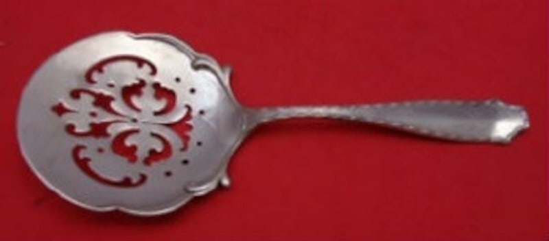 Tiffany & Co Marquise Sterling Silver Tomato Server 8 1/8": Tiffany & Co Marquise Sterling Silver Tomato Server 8 1/8" Introducing the Marquise Tomato Server by Tiffany & Co., a timeless addition to your serving collection. Crafted from high-quality sterling s