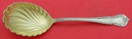 Durgin Cromwell Sterling Silver Berry Spoon Gold Washed 8.5 Inch: Durgin Cromwell Sterling Silver Berry Spoon Gold Washed 8.5 Inch This exquisite serving spoon is crafted from sterling silver and features the elegant Cromwell pattern by Durgin. Measuring 8 1/2 inche