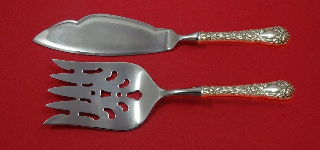 Chrysanthemum Durgin Sterling Silver 2 Piece Fish Serving Set: Chrysanthemum Durgin Sterling Silver 2 Piece Fish Serving Set Elevate your dining experience with this exquisite Chrysanthemum by Durgin Sterling Silver Fish Serving Set. Crafted from high-quality ste
