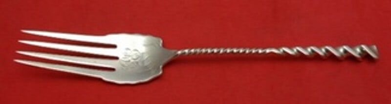 Whiting Square Twist #5 Sterling Silver Salad Serving Fork 9.25 in: Whiting Square Twist #5 Sterling Silver Salad Serving Fork 9.25 in This stunning salad serving fork is crafted from high-quality sterling silver and features the elegant Square Twist #5 pattern by Whi