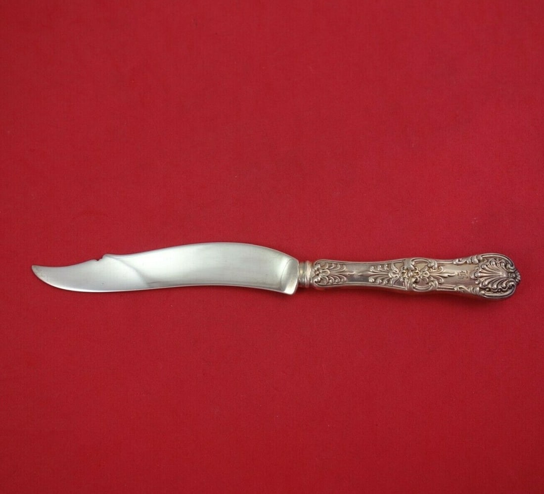 Tiffany & Co English King Sterling Silver Fish Knife 7.75": Tiffany & Co English King Sterling Silver Fish Knife 7.75" This exquisite fish knife is a remarkable piece from the renowned Tiffany & Co., crafted in the elegant English King pattern. Made of solid s