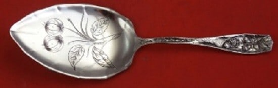 Towle Pomona Sterling Silver Pie Server 8 7/8 Bright-Cut Blade: Towle Pomona Sterling Silver Pie Server 8 7/8 Bright-Cut Blade Discover the elegance of the Pomona pattern by Towle with this exquisite sterling silver pie server. Featuring a flat handle and a