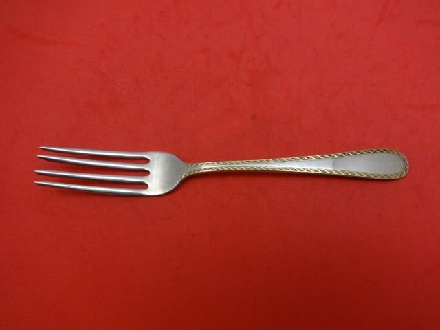 Kirk Golden Winslow Sterling Silver Fork 7 1/8" Flatware: Kirk Golden Winslow Sterling Silver Fork 7 1/8" Flatware Introducing the Golden Winslow Regular Fork, crafted by Kirk in sterling silver. This exquisite piece measures 7 1/8" and features a unique ble