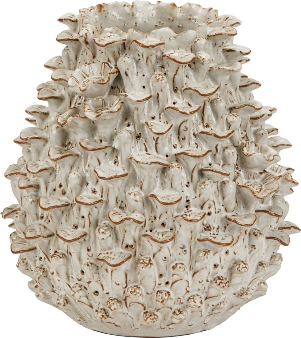 Handmade White Coral Vase 9H x 7W x 7D: Handmade White Coral Vase 9H x 7W x 7D This elegant handcrafted vase is a perfect addition to any decor. Made with care, this unique piece features a stunning white finish that enhances its charm. Wit