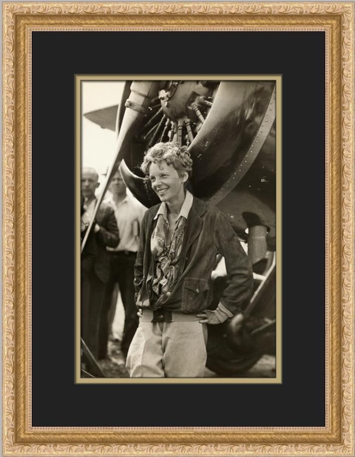 Framed Amelia Earhart black white aviation portrait 14 x 16 (1 of 2)