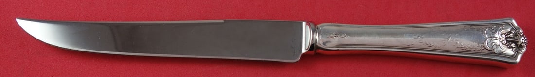 Tiffany & Co. Winthrop Sterling Silver Steak Knife 9.25": Tiffany & Co. Winthrop Sterling Silver Steak Knife 9.25" This exquisite steak knife from Tiffany & Co. features the elegant Winthrop pattern, crafted from high-quality sterling silver. Measuring 9 1/4