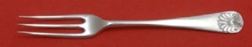 James Robinson English Shell Sterling Silver 3 Tine Dinner Fork 7 5/8: James Robinson English Shell Sterling Silver 3 Tine Dinner Fork 7 5/8 Sterling silver dinner fork in the English Shell pattern by James Robinson. This 3-tine fork measures 7 5/8 inches and is not mono