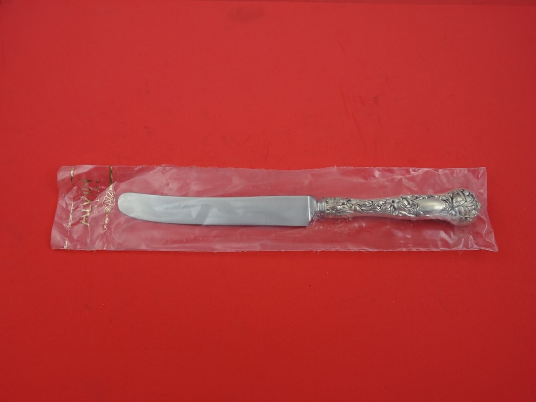 Alvin Bridal Rose Sterling Silver Dinner Knife 9 3/4 Old French Blade: Alvin Bridal Rose Sterling Silver Dinner Knife 9 3/4 Old French Blade This exquisite dinner knife features the beautiful Bridal Rose pattern by Alvin, crafted from high-quality sterling silver. The kn