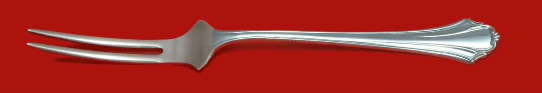 Lunt Bel Chateau Sterling Silver Serving Spinach Fork 7 1/2": Lunt Bel Chateau Sterling Silver Serving Spinach Fork 7 1/2" Custom-made serving fork in the Bel Chateau pattern by Lunt, crafted in sterling silver. It is a spinach fork measuring 7 1/2 inches, not m
