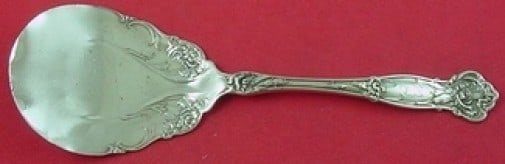 Wallace Carnation Sterling Silver Tomato Server 7 7/8 Inch Monogrammed: Wallace Carnation Sterling Silver Tomato Server 7 7/8 Inch Monogrammed This exquisite tomato server from the Carnation pattern by Wallace is a stunning piece crafted from sterling silver. Measuring 7 