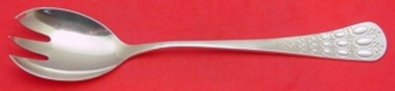 Rosenthal Romance Sterling Silver Salad Fork 9 3 4 Inch: Rosenthal Romance Sterling Silver Salad Fork 9 3 4 Inch This is a Rosenthal sterling silver salad serving fork in the Romance pattern. The fork features a 3-tine design and measures 9 3/4 inches in le