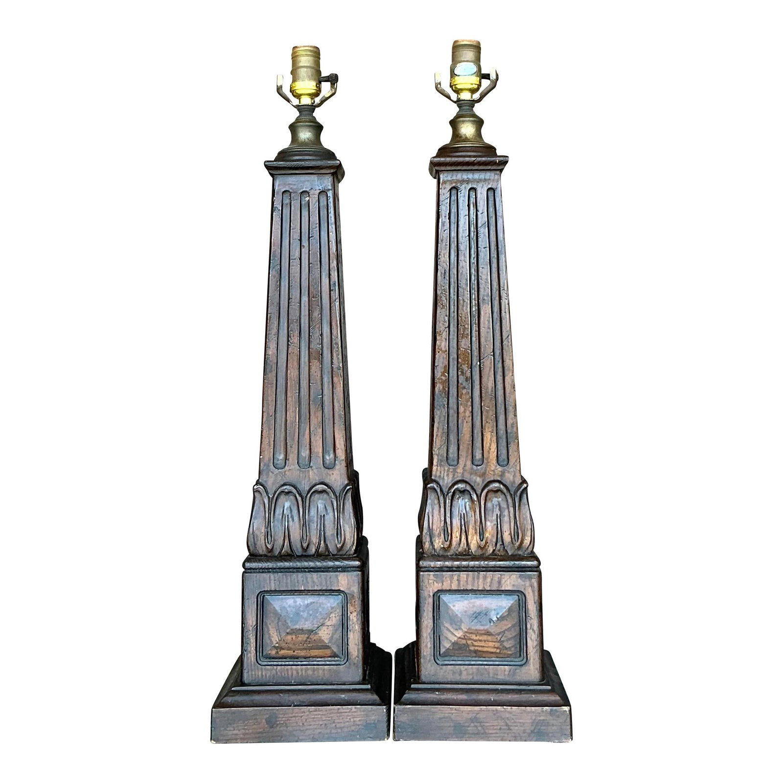 Pair of Vintage Boho Carved Wood Column Lamps Coffee Finish: Pair of Vintage Boho Carved Wood Column Lamps Coffee Finish Enhance your living space with this exquisite pair of Vintage Boho Carved Wood Column Lamps. Each lamp showcases intricate wood carvings tha