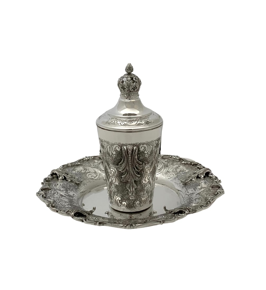 Handmade 925 Sterling Silver Ornate Leaf Cup Tray Cover: Handmade 925 Sterling Silver Ornate Leaf Cup Tray Cover This exquisite set includes a fine 925 sterling silver cup, tray, and crown cover, all handmade in Turkey. The cup and tray feature intricate or
