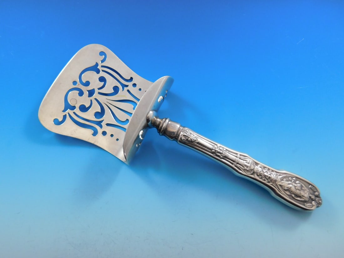 Gorham Sterling Silver Mythologique Asparagus Server 9.5" Circa 1890: Gorham Sterling Silver Mythologique Asparagus Server 9.5" Circa 1890 Presenting the exquisite Mythologique Asparagus Server by Gorham, crafted from sterling silver and measuring 9 1/2". This remarkabl