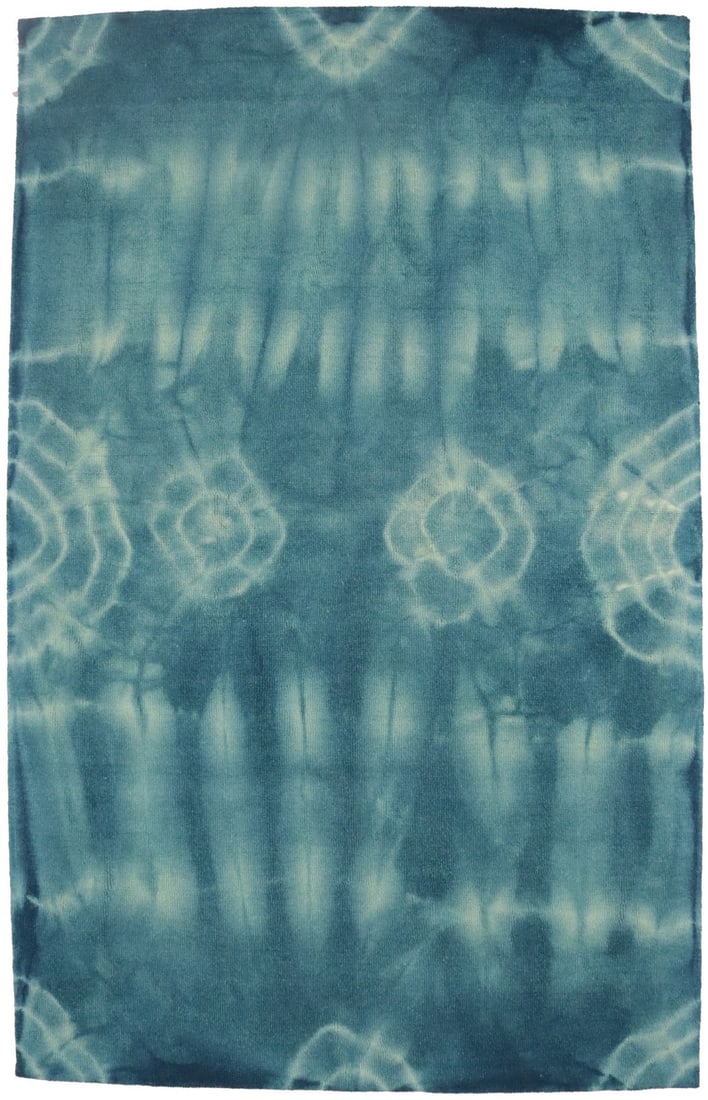 Modern Abstract Hand-Tufted Wool Area Rug 5x8 Dark Teal Contemporary Carpet: Modern Abstract Hand-Tufted Wool Area Rug 5x8 Dark Teal Contemporary Carpet This hand-tufted area rug features a modern tie-dye style in dark teal wool, offering a contemporary touch to any space. Its