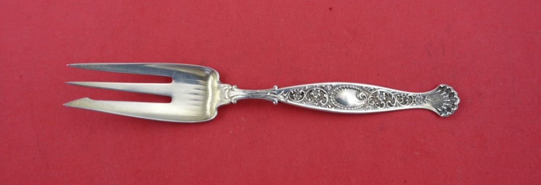 Whiting Hyperion Sterling Silver 3-Tine Pastry Fork Gold Washed: Whiting Hyperion Sterling Silver 3-Tine Pastry Fork Gold Washed Introducing the Hyperion by Whiting Sterling Silver Pastry Fork, a stunning piece designed for serving with elegance. This 3-tine fork f