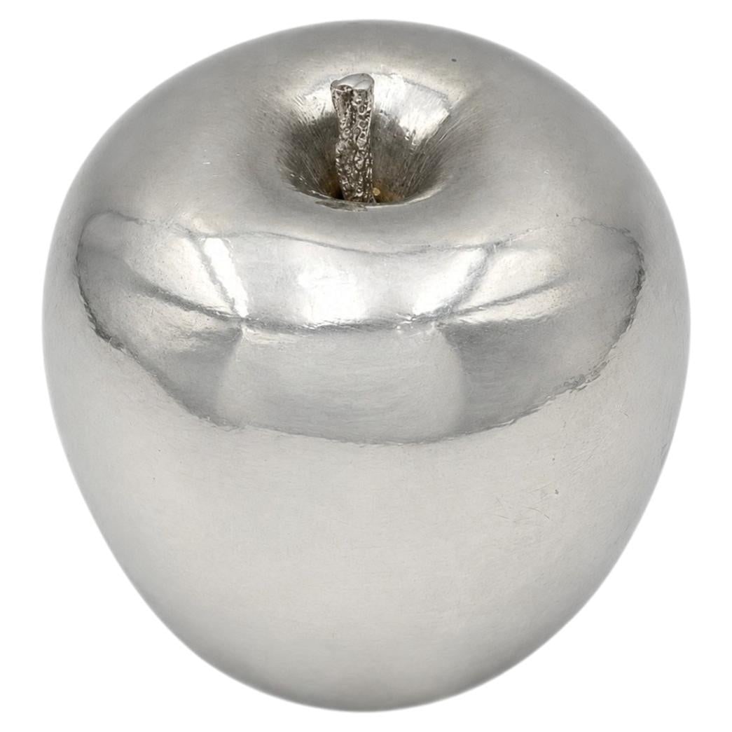 John Bull Ltd London 1986 Elizabeth II sterling silver weighted apple (1 of 12)