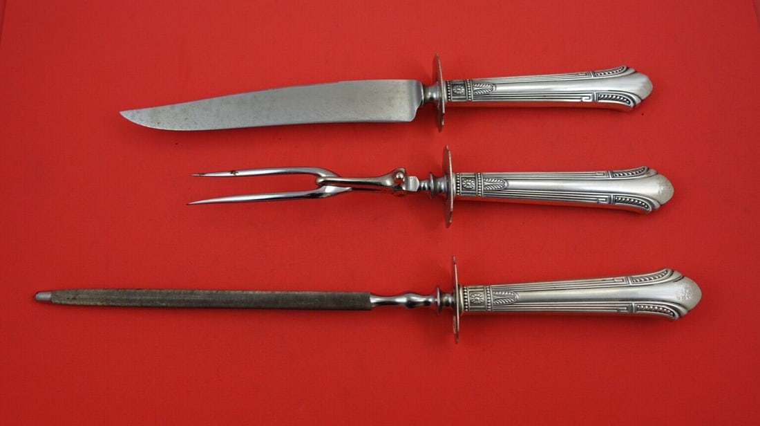 Gorham Shamrock V Sterling Silver 3-Piece Roast Carving Set: Gorham Shamrock V Sterling Silver 3-Piece Roast Carving Set Introducing the Shamrock V by Gorham Sterling Silver Roast Carving Set, a beautifully crafted 3-piece set that includes a 12" carving knife,