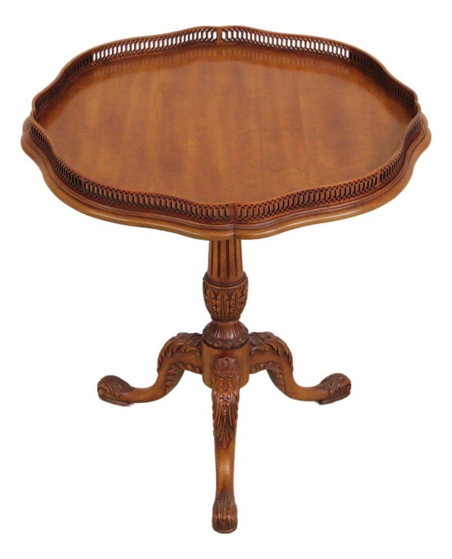 Georgian Style Satinwood Lamp Table by John Widdicomb 30w x 30d x 30h (1 of 10)