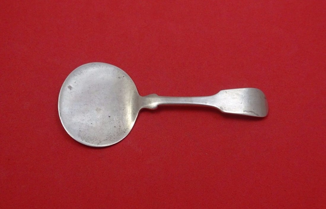 Porter Blanchard Fiddle Sterling Silver Cucumber Server 5.5 inches: Porter Blanchard Fiddle Sterling Silver Cucumber Server 5.5 inches Enhance your dining experience with this elegant Sterling Silver Cucumber Server, designed in the classic Fiddle pattern by Porter Bl