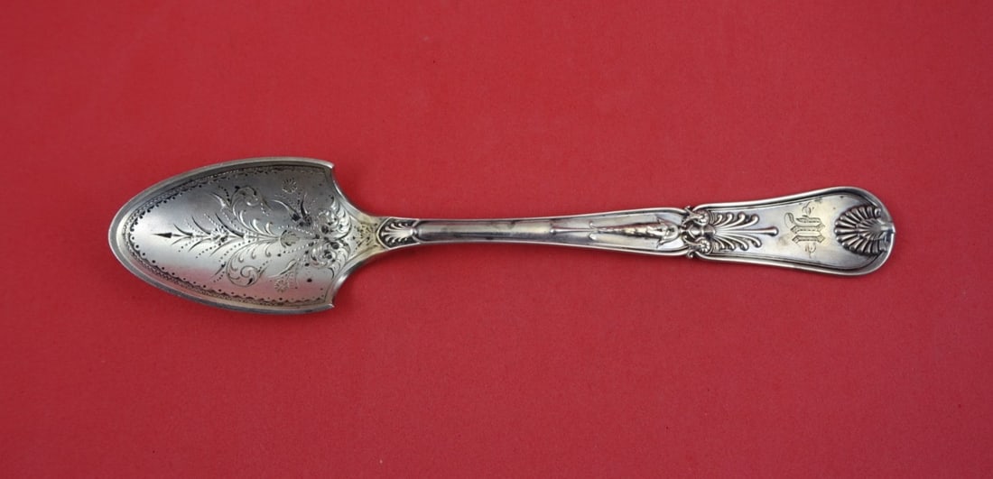 Sterling Silver Cheese Scoop Kings I Pattern by Gorham with Brite-Cut Floral Design: Sterling Silver Cheese Scoop Kings I Pattern by Gorham with Brite-Cut Floral Design This is a sterling silver cheese scoop crafted by Gorham in the Kings I pattern. The piece features a large size wit