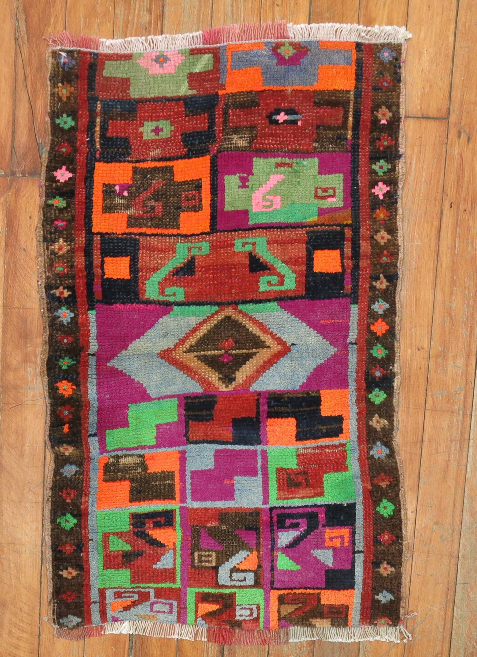 1' 5" x 2' 2" Anatolian Turkish Yastik Rug: 1' 5" x 2' 2" Anatolian Turkish Yastik Rug Mid 20th century Turkish mat with a colorful, eclectic look. Described as funky and appearing like a fragment. Pre-owned condition. Specifications Origin: Tu