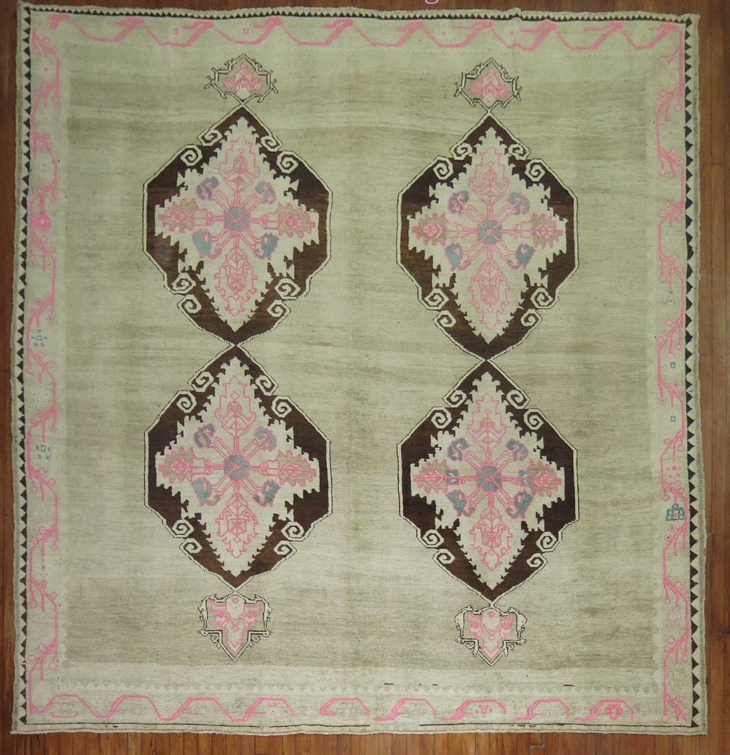 9' 3" x 10' Mid 20th Century Kars Room Rug: 9' 3" x 10' Mid 20th Century Kars Room Rug Mid-20th century Turkish Kars rug with a geometric and floral design. This pre-owned room-size rug has a square format. Specifications Origin: Turkey Type: K
