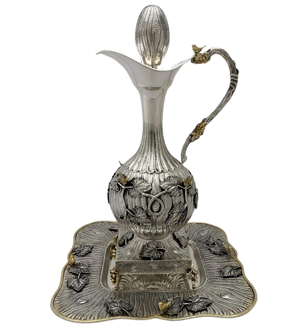 Handmade 925 Sterling Silver Gilded Multi Bird Leaf Tree Bottle Holder and Tray: Handmade 925 Sterling Silver Gilded Multi Bird Leaf Tree Bottle Holder and Tray This exquisite bottle holder and tray set is crafted from fine 925 sterling silver, featuring unique handmade designs of