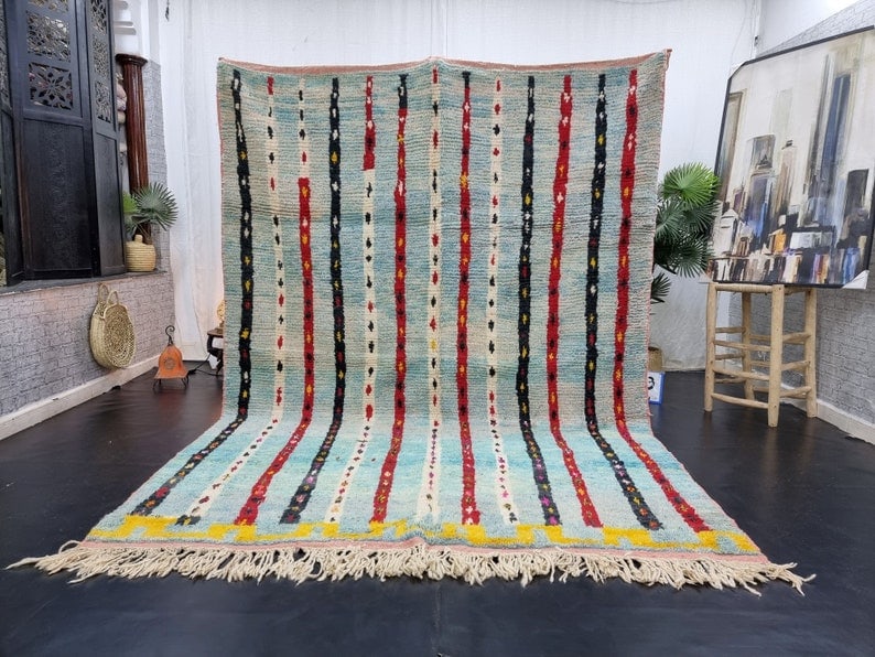 Elegant Handmade Moroccan Berber Wool Area Rug 9.84 x 6.56 ft: Elegant Handmade Moroccan Berber Wool Area Rug 9.84 x 6.56 ft Discover the elegance of this stunning handmade Moroccan Berber wool area rug. Crafted by skilled local Berber women weavers in the pictur