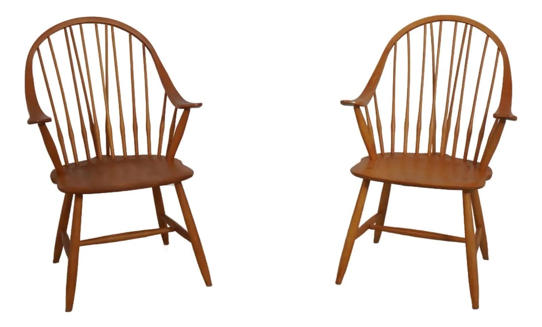 Pair of Maple Windsor Armchairs Continuous Arm Design (1 of 10)