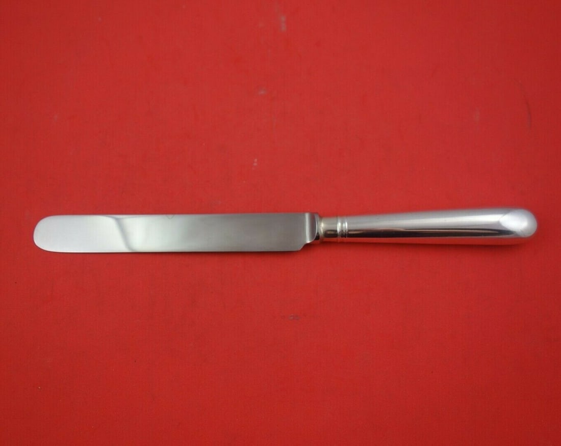 James Robinson English Round Sterling Silver Dinner Knife 9.75": James Robinson English Round Sterling Silver Dinner Knife 9.75" Elevate your dining experience with this exquisite Sterling Silver Dinner Knife from the English Round pattern by James Robinson. Measur