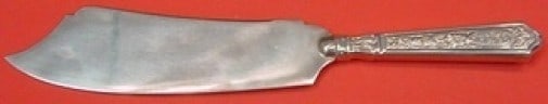 Gorham Saint Dunstan Sterling Silver Ice Cream Slice 10.5": Gorham Saint Dunstan Sterling Silver Ice Cream Slice 10.5" Elevate your dessert experience with this exquisite Saint Dunstan ice cream slice crafted from sterling silver by Gorham. The slice features 