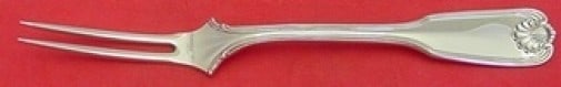 Towle Sterling Silver Benjamin Franklin Custom Made Serving Fork 6 3/8": Towle Sterling Silver Benjamin Franklin Custom Made Serving Fork 6 3/8" This exquisite serving fork is a custom-made piece from the renowned Towle brand, featuring the elegant Benjamin Franklin patter