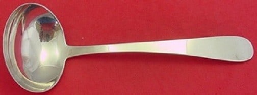 Tiffany & Co Salem Sterling Silver Gravy Ladle 7 3/8 Inch: Tiffany & Co Salem Sterling Silver Gravy Ladle 7 3/8 Inch Experience the elegance of the Salem pattern by Tiffany & Co. This exquisite sterling silver gravy ladle, measuring 7 3/8 inches, showcases th