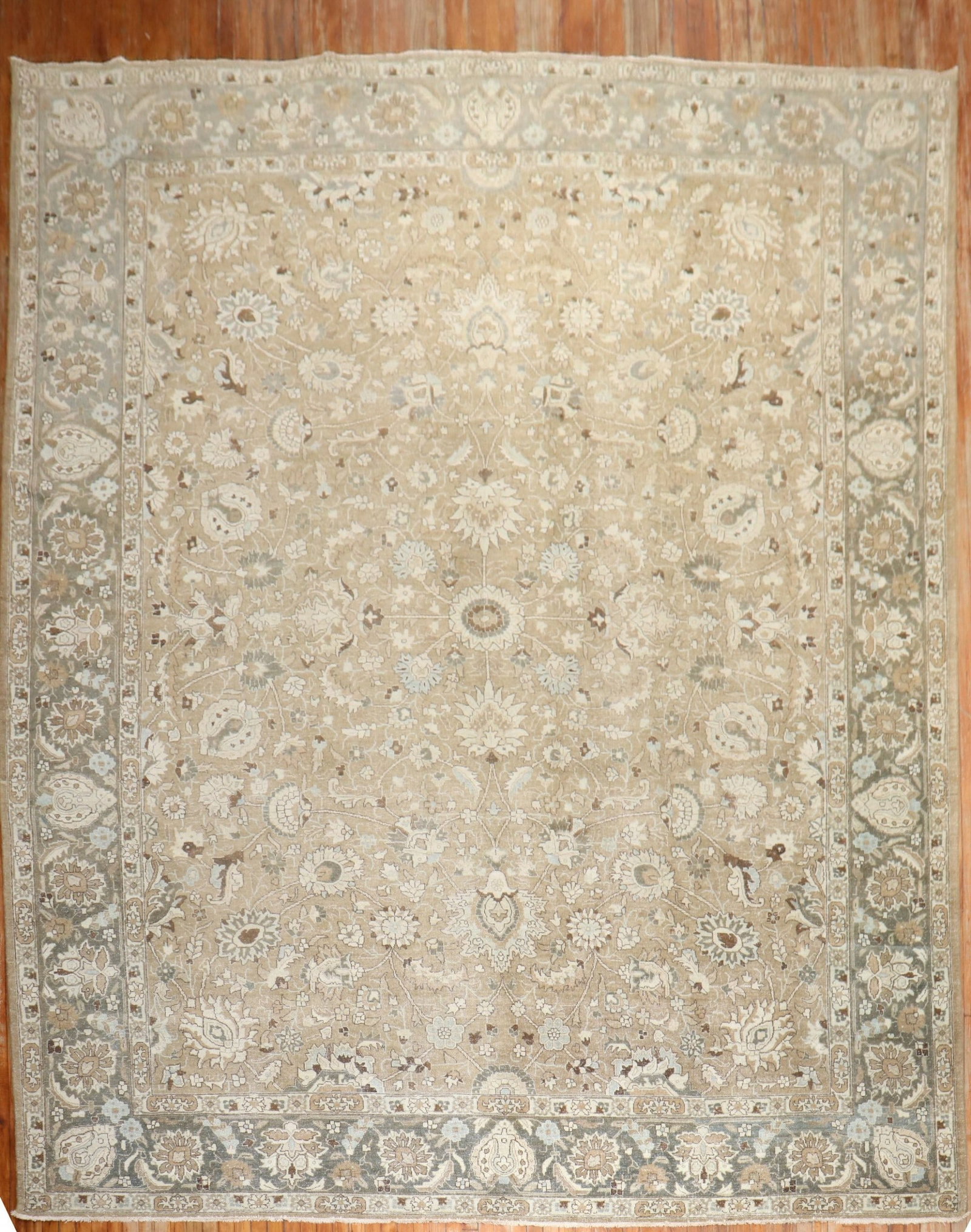 11' 5" x 15' 1" Oversize Tabriz Rug in Brown Gray Charcoal: 11' 5" x 15' 1" Oversize Tabriz Rug in Brown Gray Charcoal Large antique Tabriz rug from the 1920s in brown, gray, and charcoal tones. This oversize rug features an intricate patterned design and is o