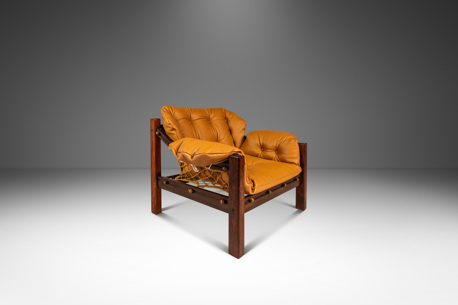 Rare Jean Gillon 'Amazonas' Lounge Chair in Rosewood Leather 1970s Italma: Rare Jean Gillon 'Amazonas' Lounge Chair in Rosewood Leather 1970s Italma Presenting the ultra-rare "Amazonas" lounge chair, a stunning design by Jean Gillon for Italma from the 1970s. This iconic pie