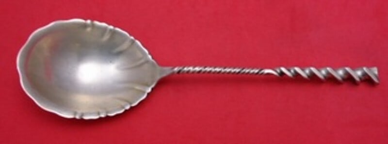 Whiting Square Twist #5 Sterling Silver Fluted Berry Spoon 8 3/4": Whiting Square Twist #5 Sterling Silver Fluted Berry Spoon 8 3/4" This exquisite serving spoon, crafted by Whiting, showcases the elegant Square Twist #5 pattern. Made from high-quality sterling silve