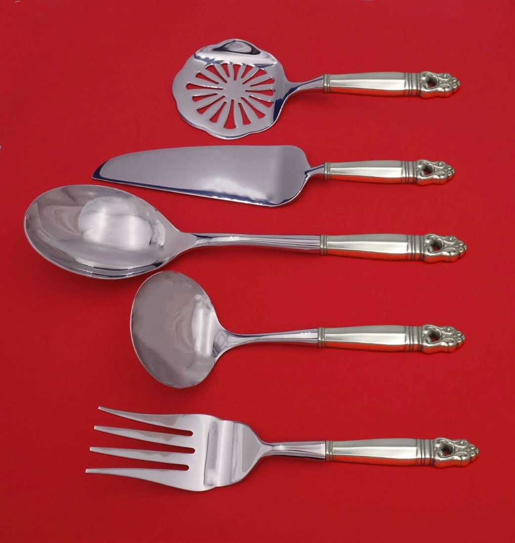 International Sterling Royal Danish 5pc Thanksgiving Hostess Set: International Sterling Royal Danish 5pc Thanksgiving Hostess Set Elevate your holiday dining experience with this exquisite 5-piece Hostess Set from the Royal Danish pattern by International Sterling.