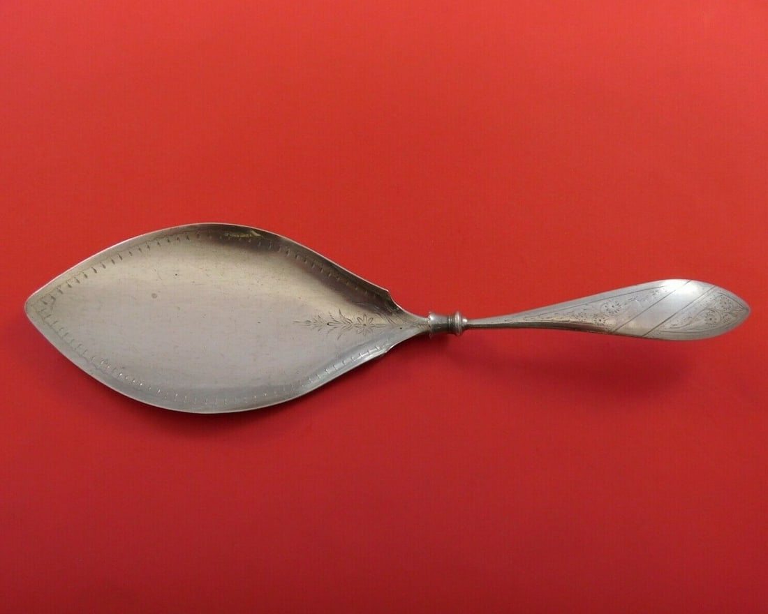 Gorham Sterling Silver Bright-Cut Ice Cream Server 10 1/8 Inch Circa 1860-1870: Gorham Sterling Silver Bright-Cut Ice Cream Server 10 1/8 Inch Circa 1860-1870 This exquisite Gorham sterling silver ice cream server dates back to the mid-19th century, specifically between 1860 and 