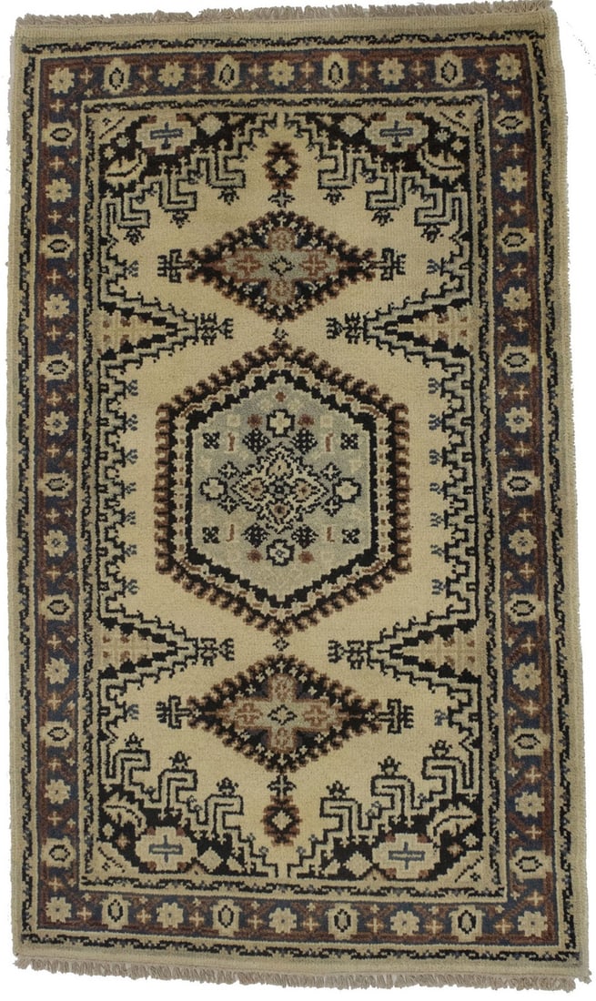 Handmade Viss Wool Rug 3x5 Geometric Tribal Pattern Entryway Decor: Handmade Viss Wool Rug 3x5 Geometric Tribal Pattern Entryway Decor This hand-knotted Viss wool oriental rug features a geometric tribal design in a rectangular shape, ideal for entryways, bathrooms, h
