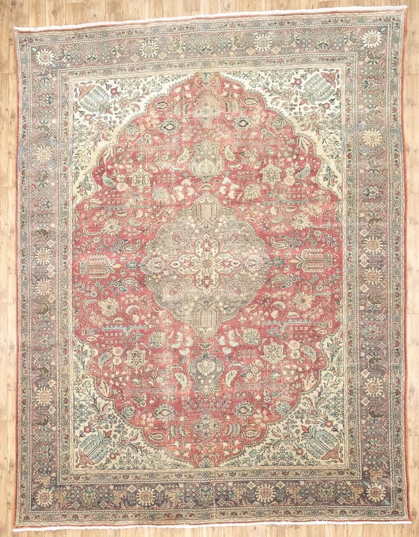 Hand Knotted Wool Floral Oriental Area Rug 9'10 x 12'10: Hand Knotted Wool Floral Oriental Area Rug 9'10 x 12'10 This semi-antique hand-knotted Oriental rug features a classic floral pattern in muted shades of red, cream, plum, green, light blue, and brown.